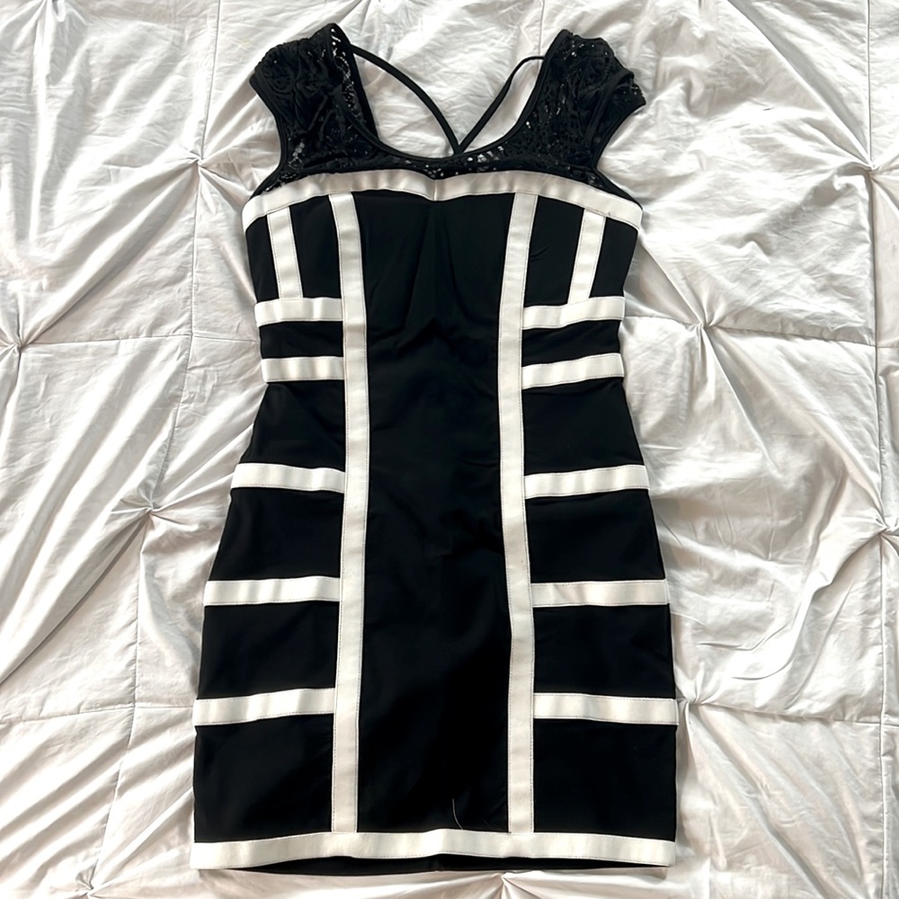 Black and white bandage dress. Cocktail. Night out.